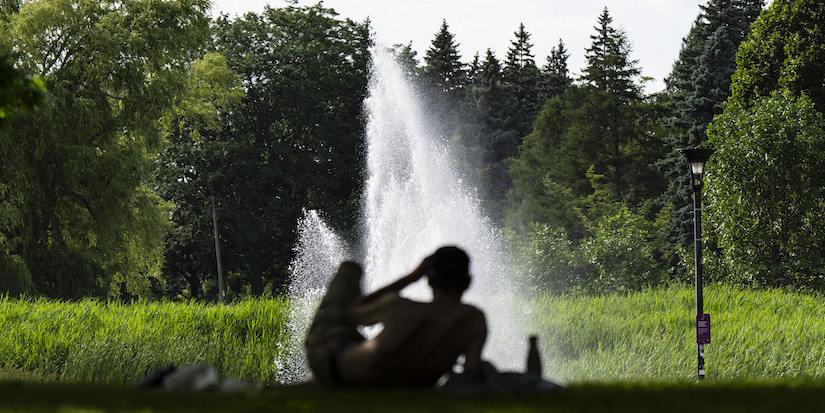 Quebecers support a right to cooling during heat waves, poll finds