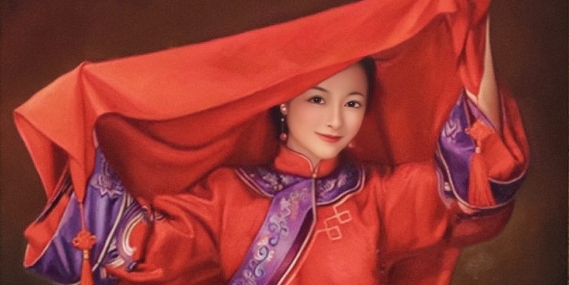 Artist donates pieces to Richmond charity